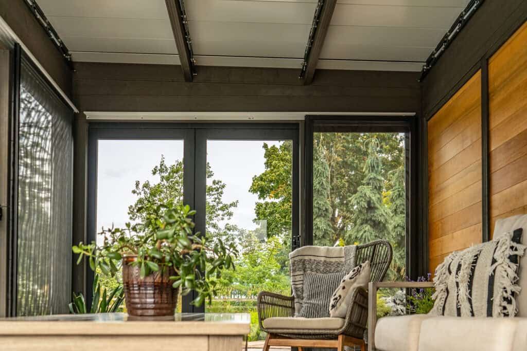 Visscher Stella+ Motorized Louver Pergola (Taller) – 11x14 – view 4