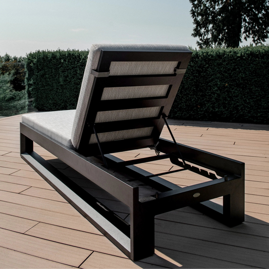 AVENUE Chaise Lounger by Ratana
