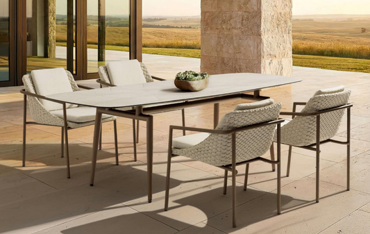 ENJOY dining table by Couture Jardin
