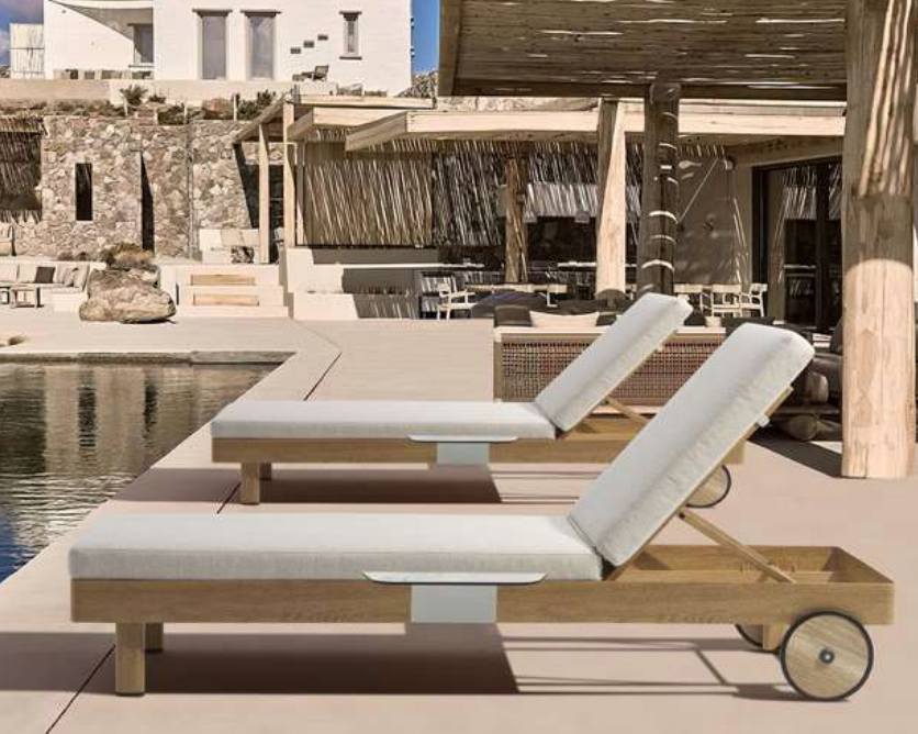 LOUNGE clip on side table for chaise By Couture Jardin