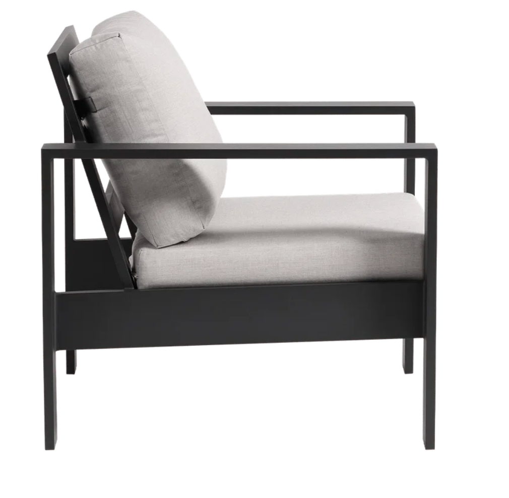 Vienna Club Chair by Ratana