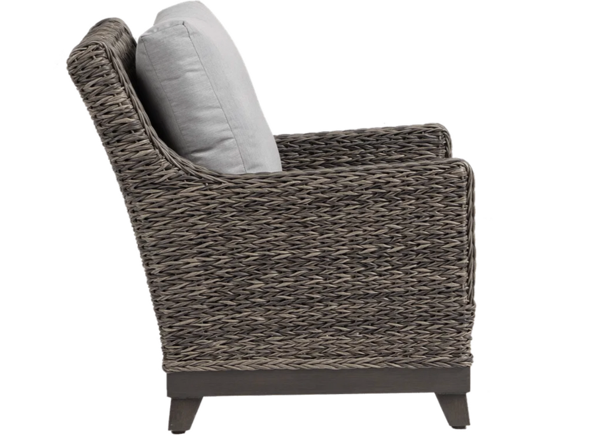 BOSTON club chair by Ratana