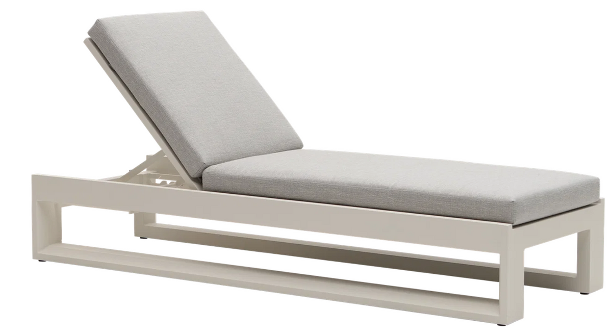 Element 5.0 Adjustable Lounger by Ratana