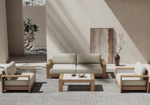 Sofas & Sectionals