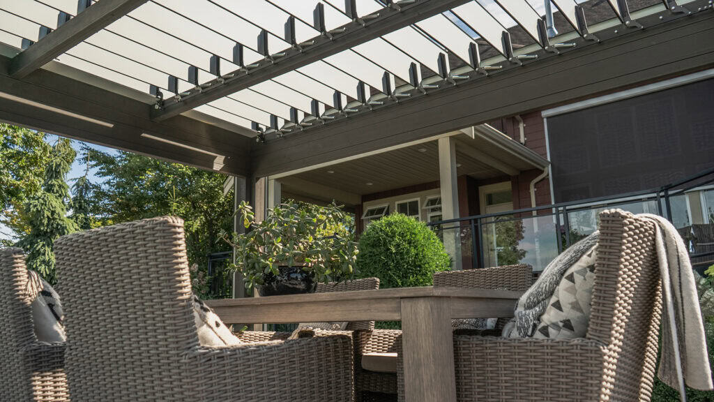 Visscher Stella Motorized Louver Pergola – 11x11 – view 4