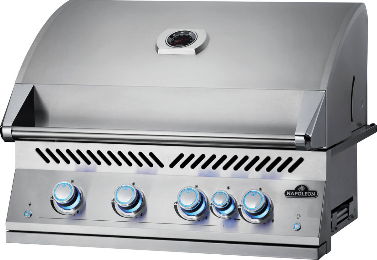 Built-In 700 Series 32-inch Gas Grill - Stainless Steel