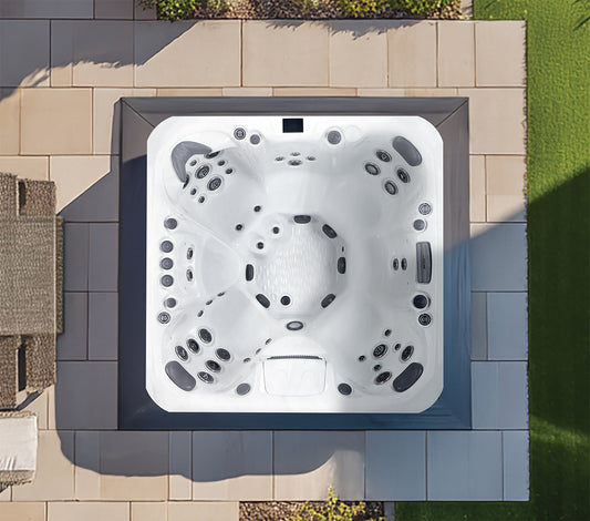 Colombo Hot Tub