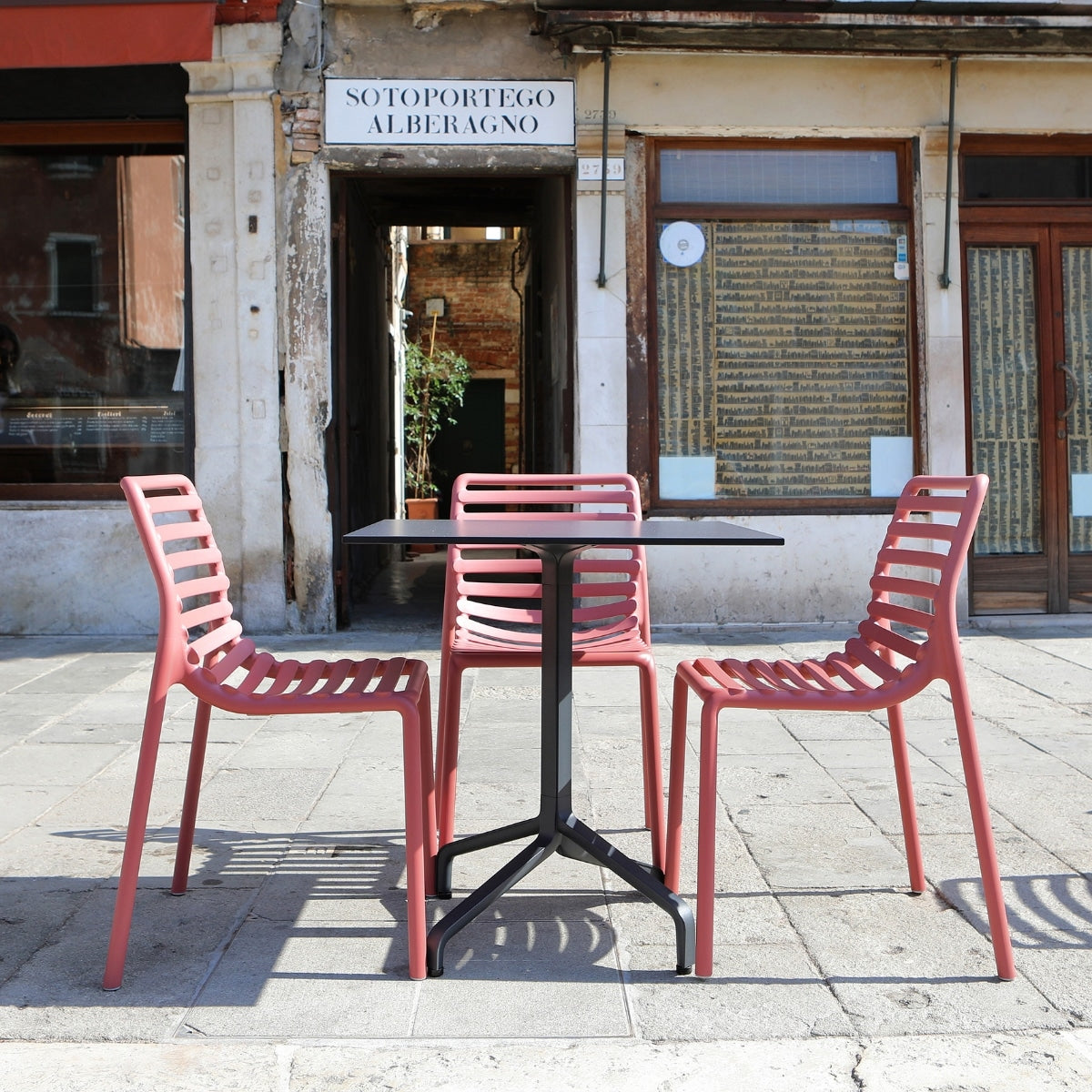 DOGA Side Chair by Nardi