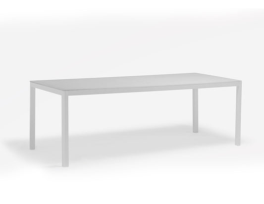 LOOP dining table by Couture Jardin
