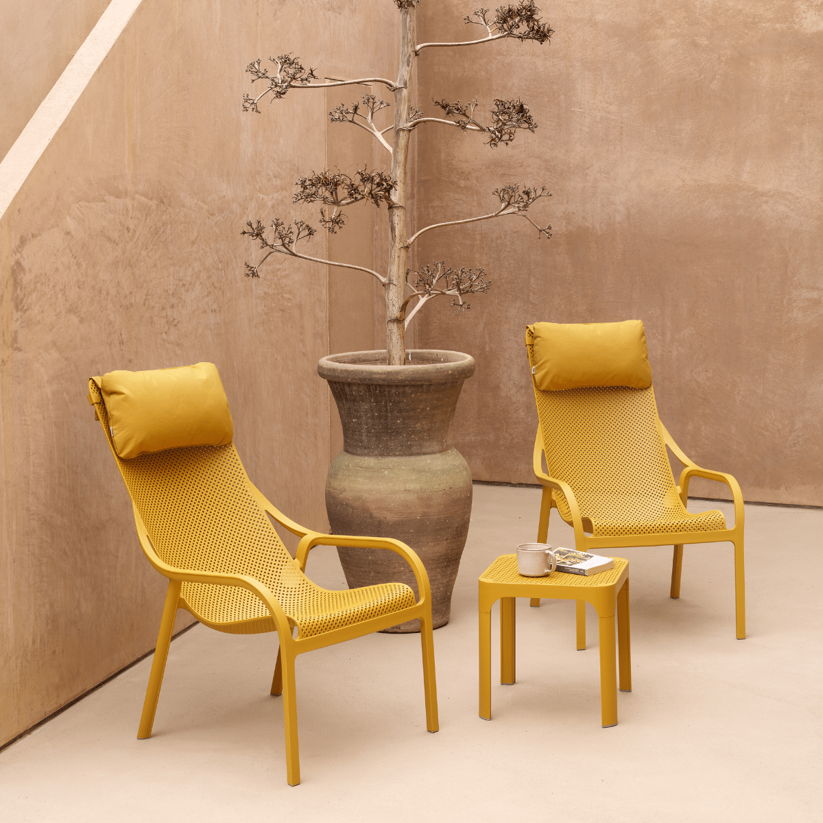 NET side table By Nardi