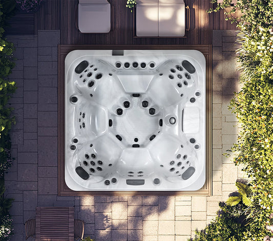 Palermo Hot Tub