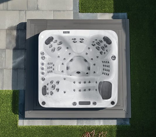 Palma Hot Tub