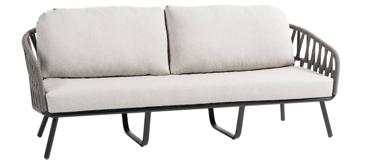 Hamptons 2.5-seater sofa by Ratana