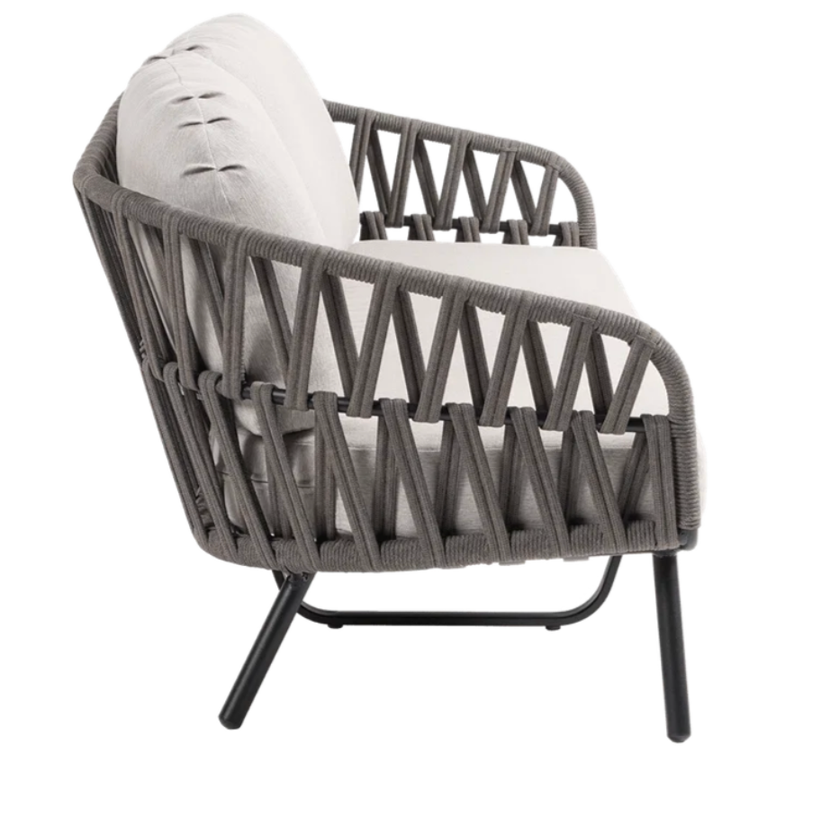 Hamptons 2.5-seater sofa by Ratana