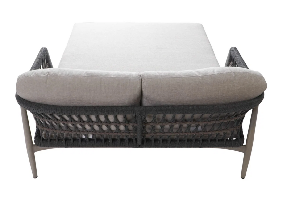 COCONUT GROVE Daybed - By Ratana