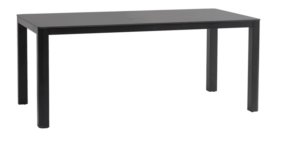 HAMPSHIRE 71″ × 36″ Rectangular Dining Table by Ratana