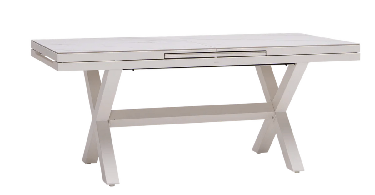 SORRENTO Extendable Dining Table by Ratana