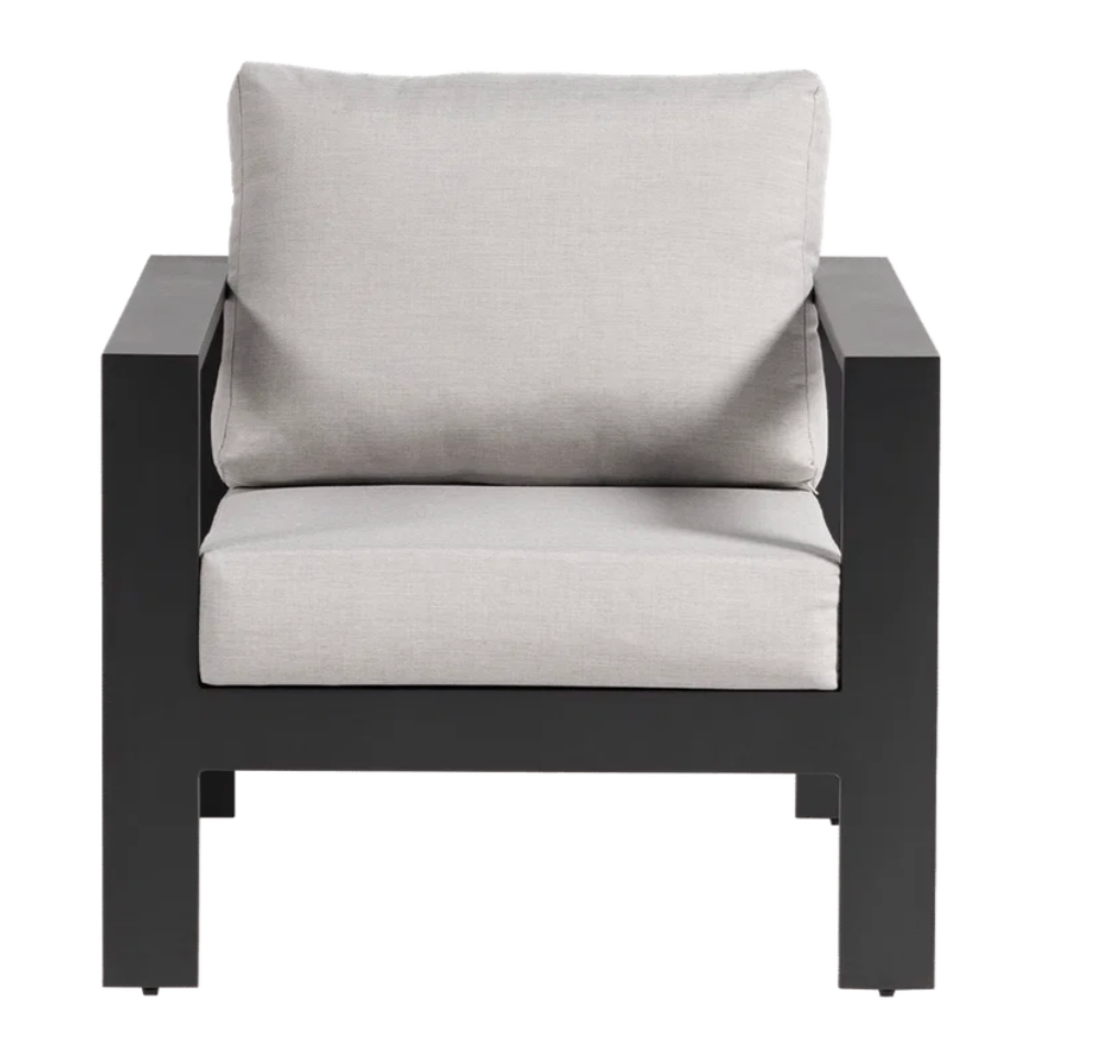 Vienna Club Chair by Ratana