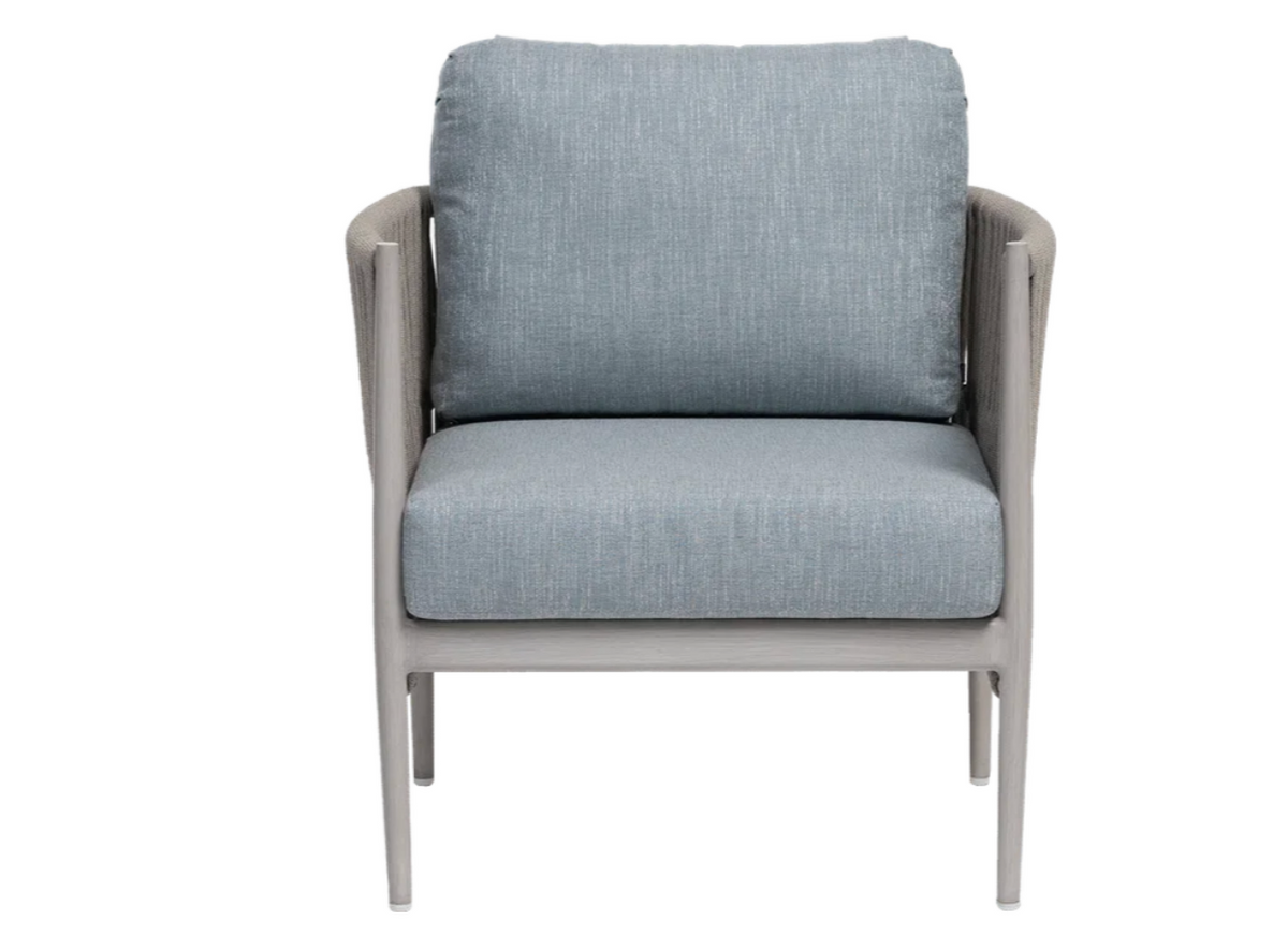 LINEAS club chair by Ratana