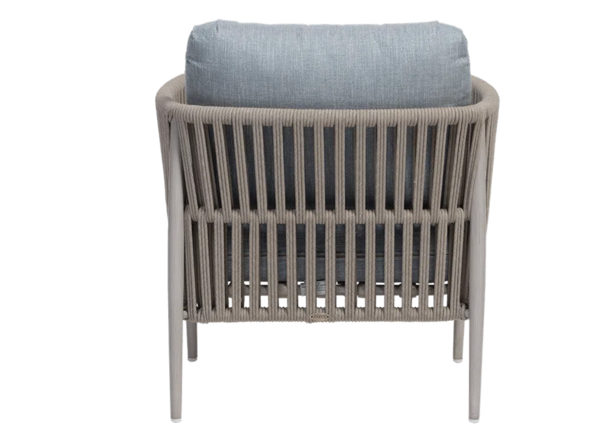 LINEAS club chair by Ratana