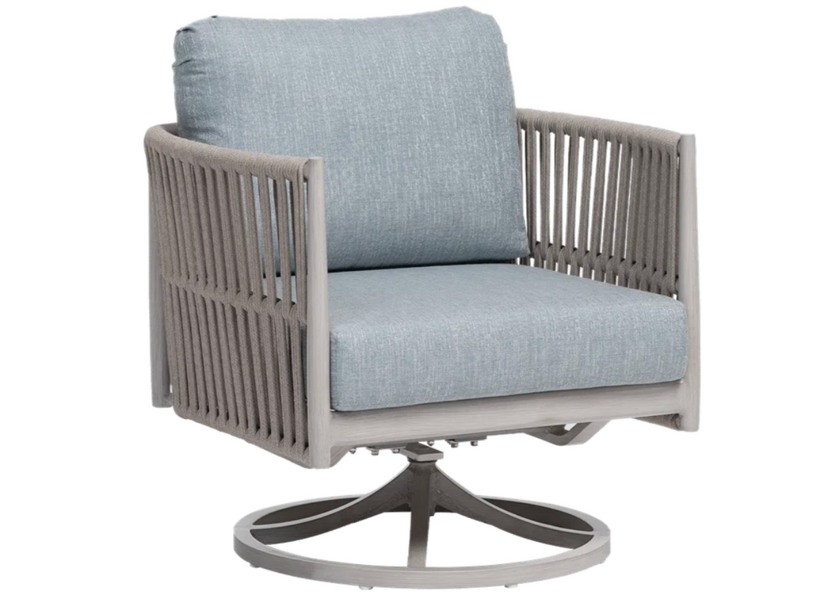 LINEAS club chair by Ratana
