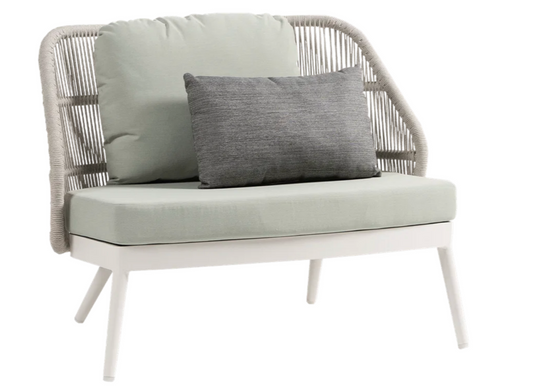 Las Colinas club chair by Ratana