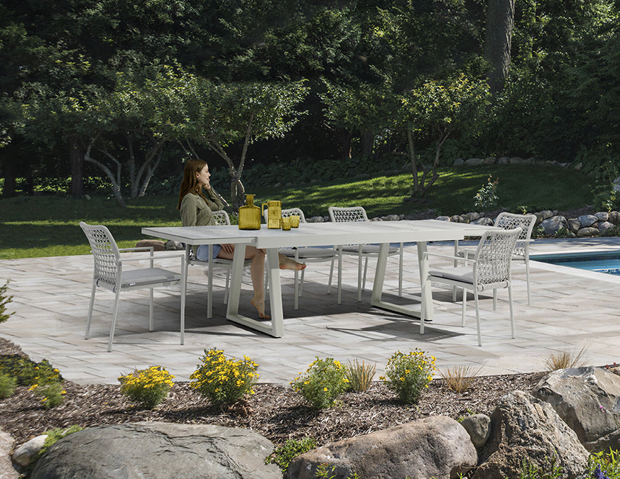 TOGETHER extension dining table by Couture Jardin
