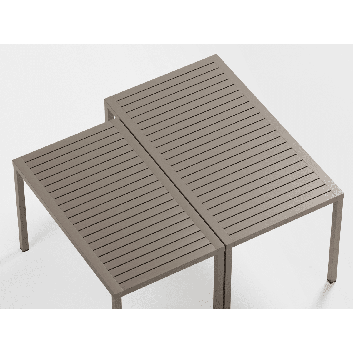 CUBE Table by Nardi